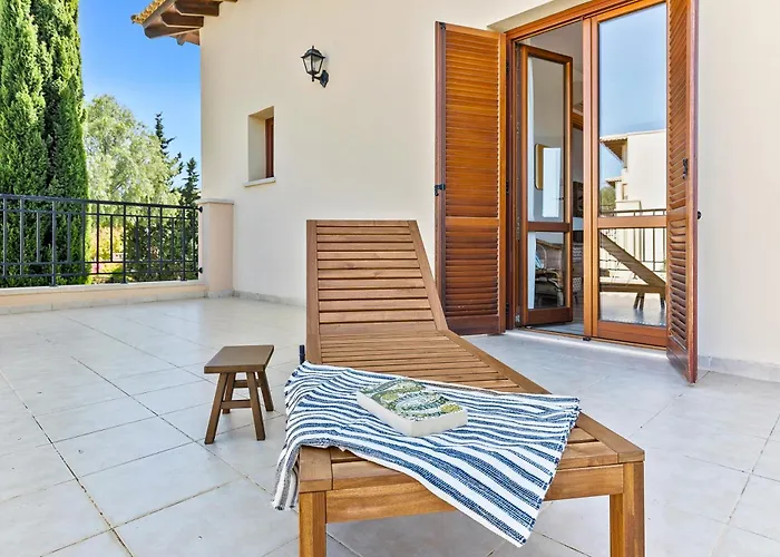 Aphrodite Hills Golf Resort Luxury Sea View Apartment, Sophia Bj12