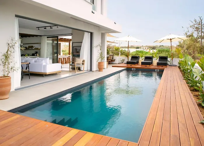 Amazing Protaras Villa Villa Lubbock 3 Bedrooms Private Outdoor Pool And Hot Tub Furnished Sun Terrace Shaded Furnished Terrace Bbq,