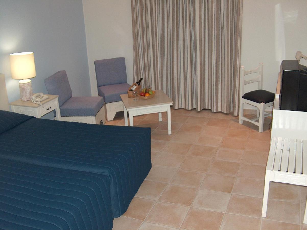 Dionysos 3* Paphos