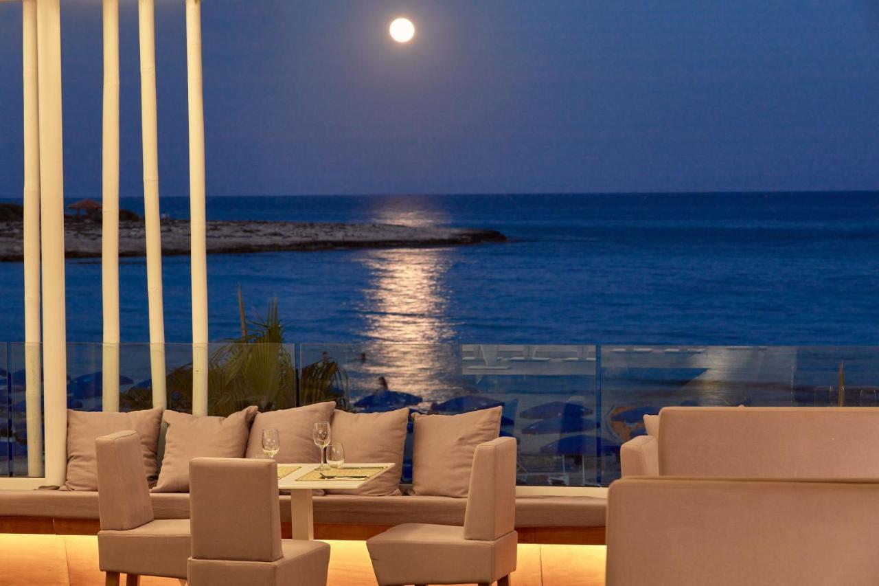 Resort So White Ayia Napa