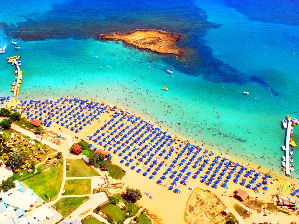 Lantiana Gardens Aparthotel 4*