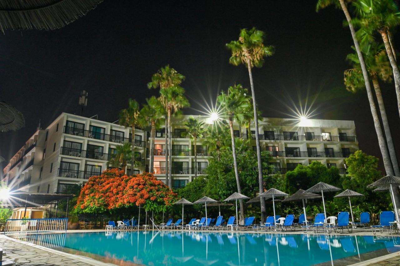 Hotel Veronica 3*