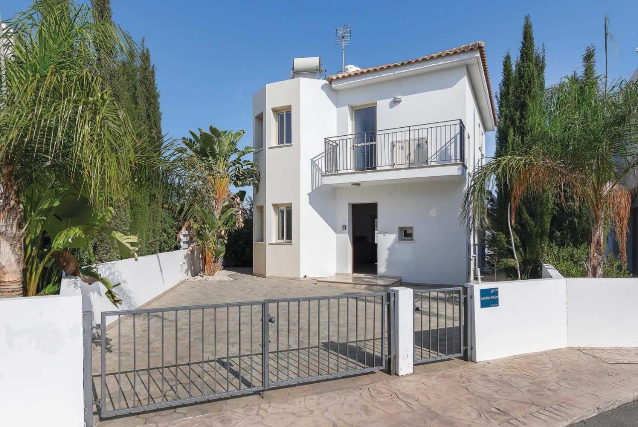 Laura Palm Villa