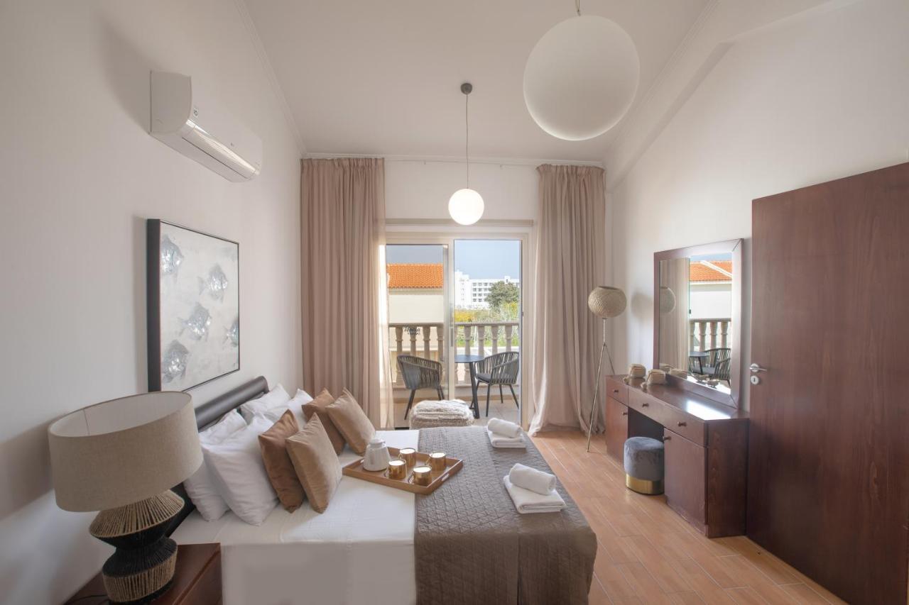 Tonia Seaview Villa