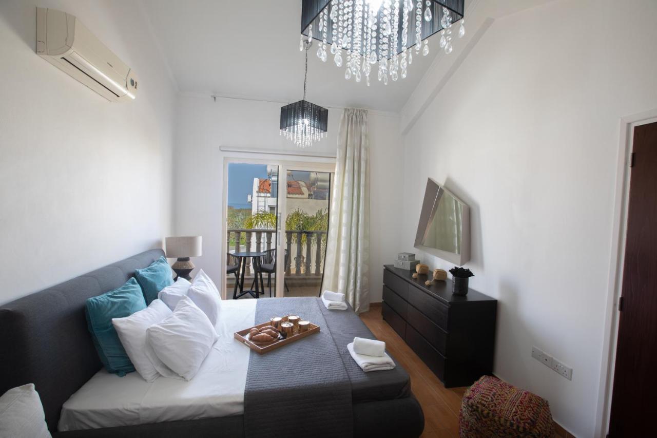 Tonia Seaview Villa *