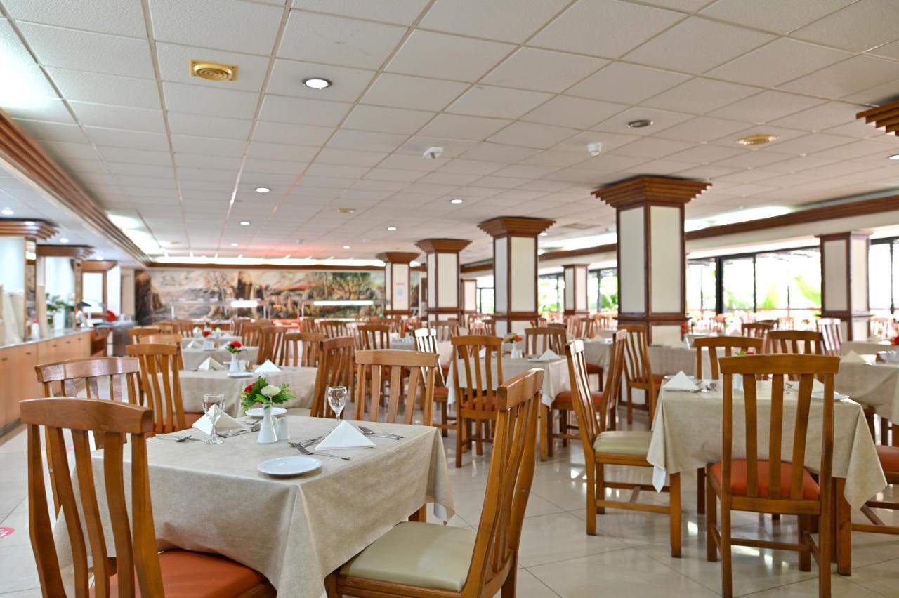 Veronica Hotel 3*