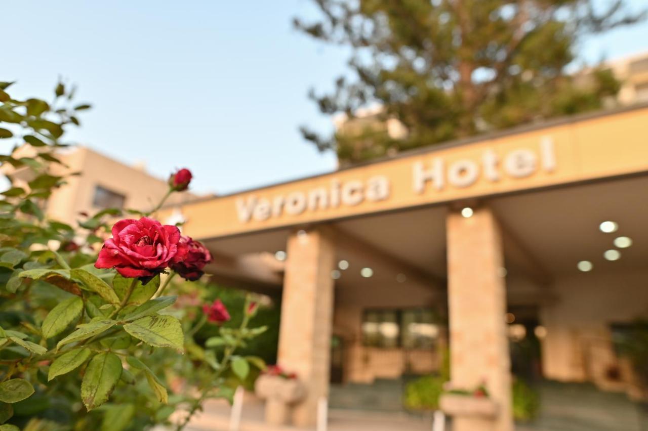 Hotel Veronica 3*