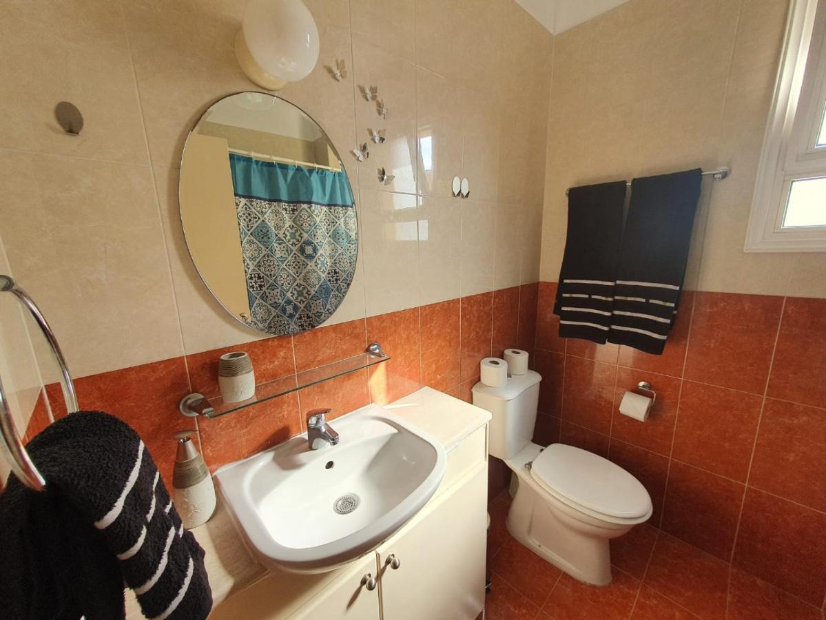 Ancient - Cozy Place Next To The Sea, Marina, Historical Sites, Buses, Mall, And Market Apartment Paphos