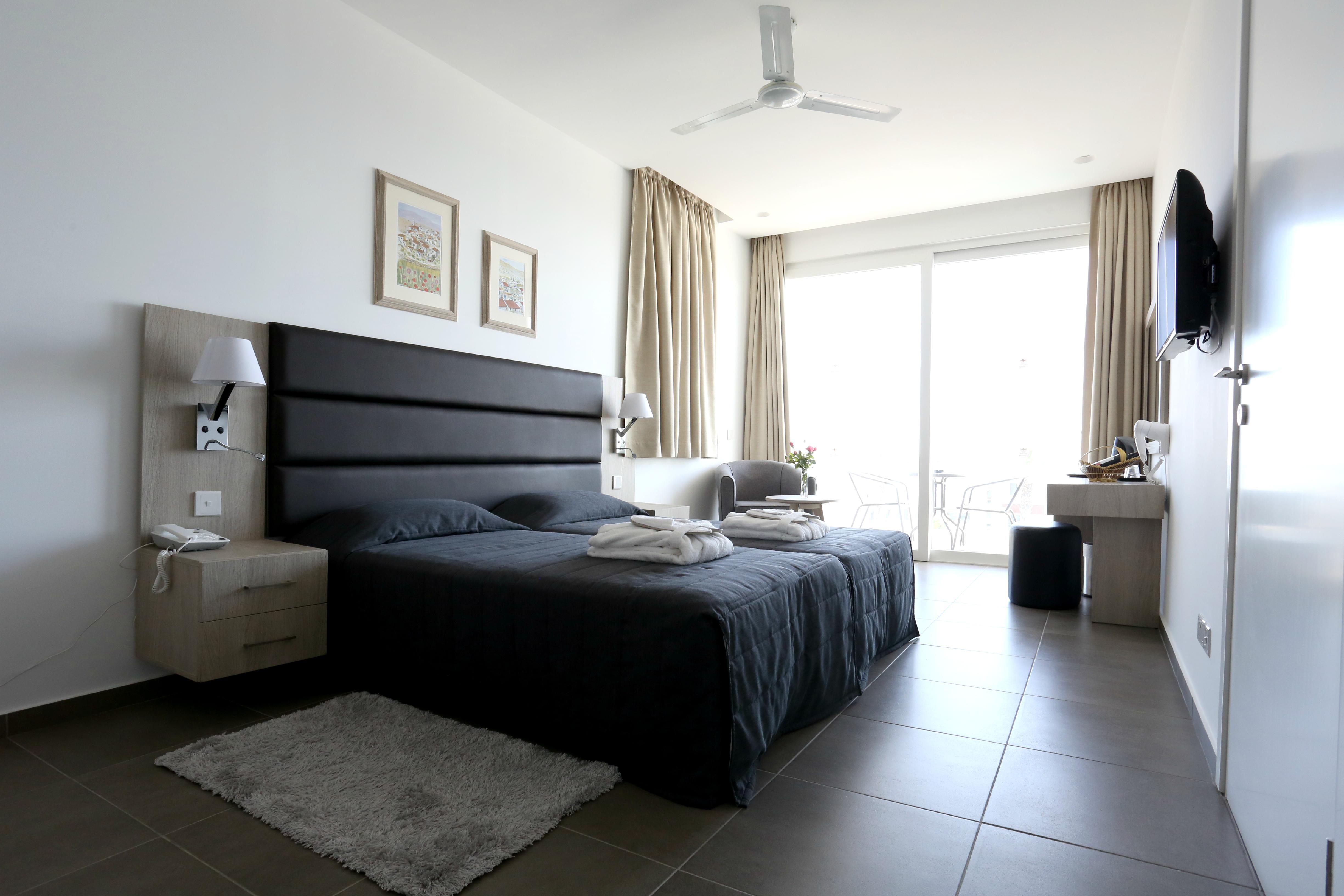 Dionysos 3* Paphos