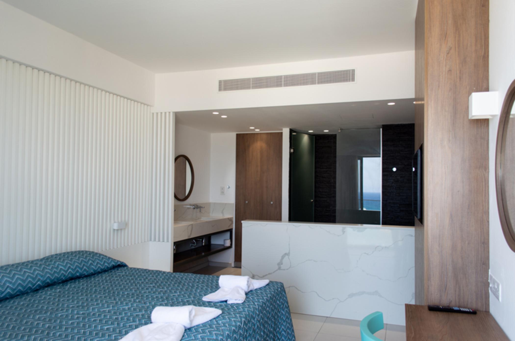 Mandali Hotel 3*