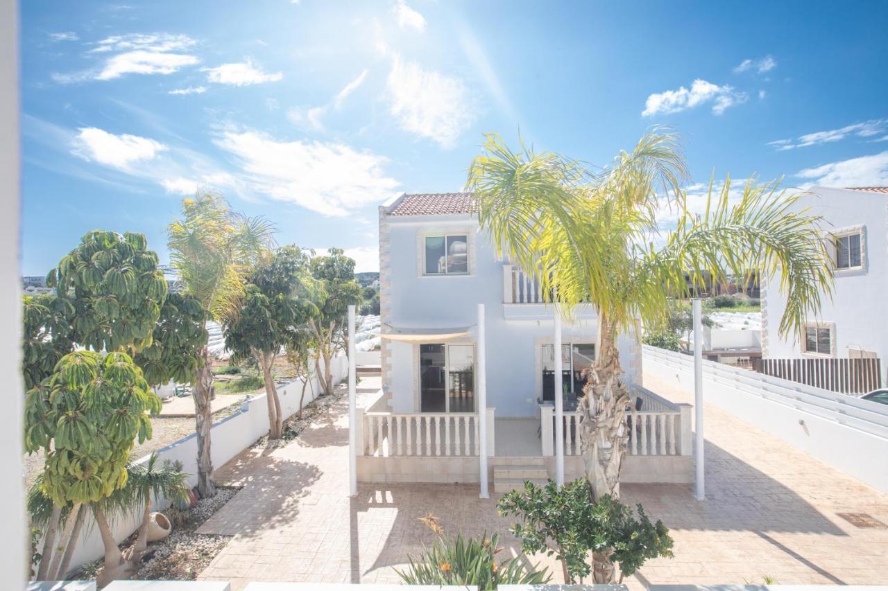 Villa Tonia Seaview *