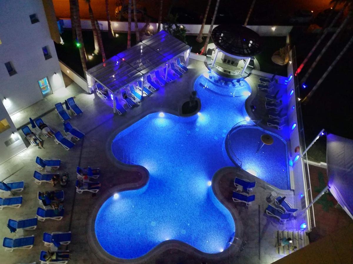 Captain Pier Hotel 3*