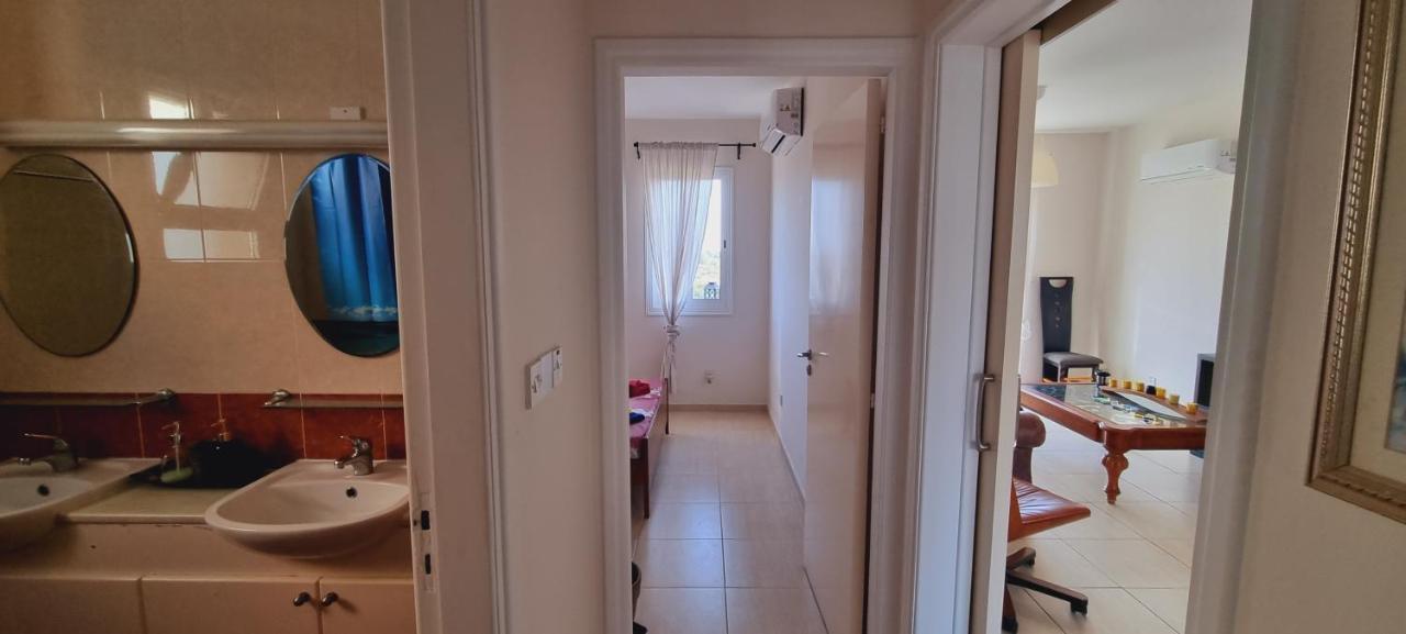 Ancient - Cozy Place Next To The Sea, Marina, Historical Sites, Buses, Mall, And Market * Paphos