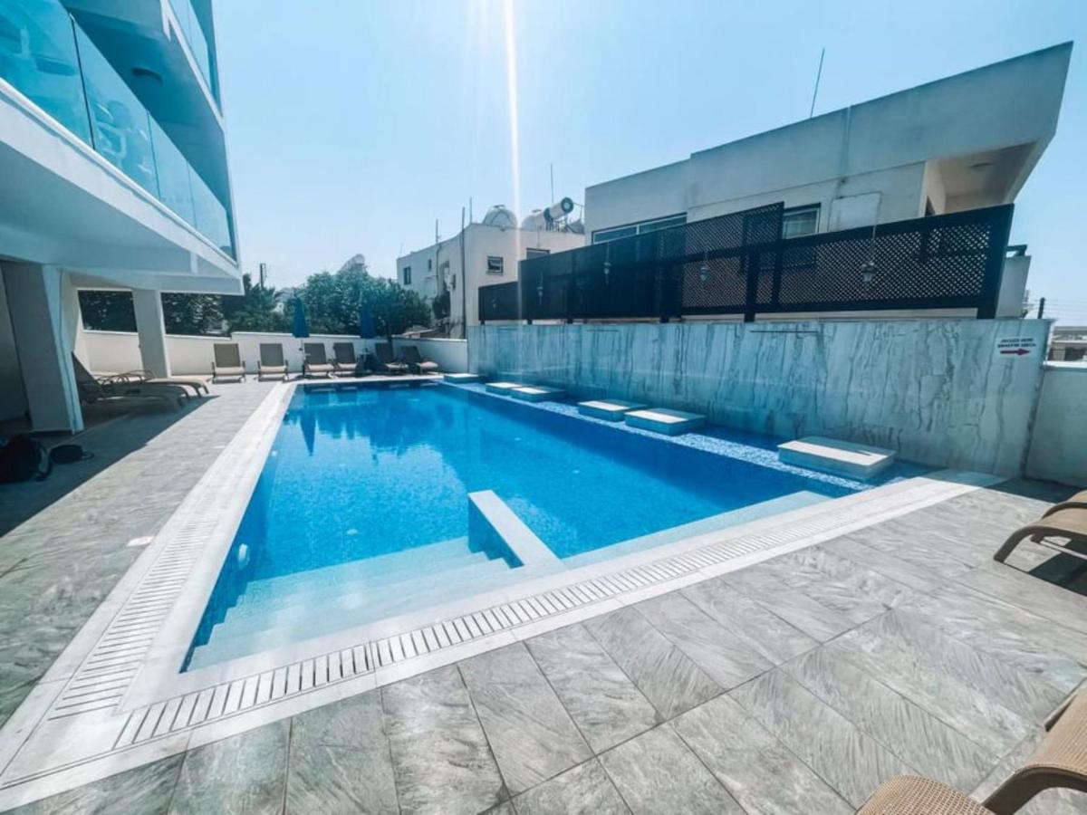 Sunny Blue Apartment
