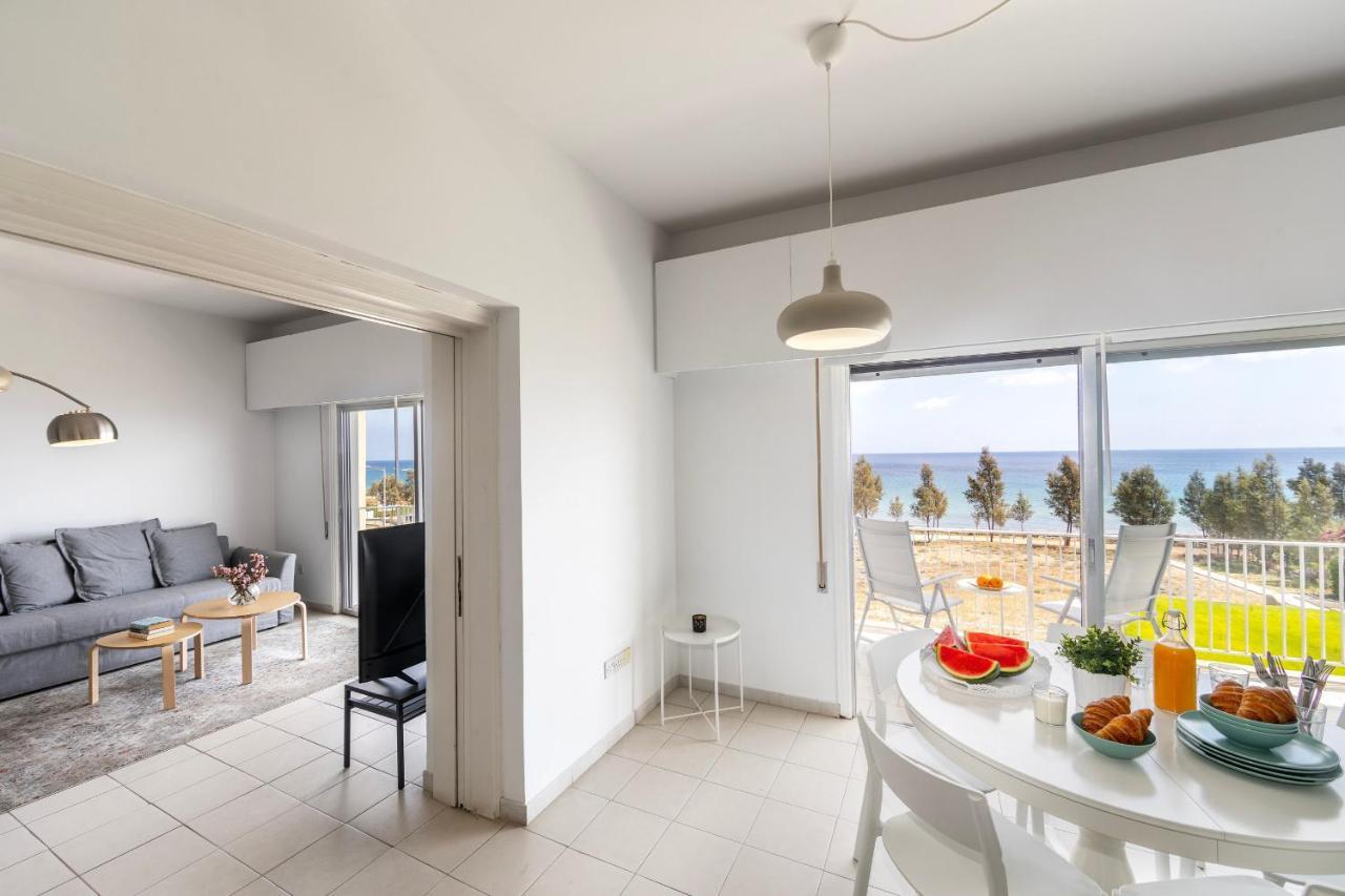 Apartment H2o Seafront *