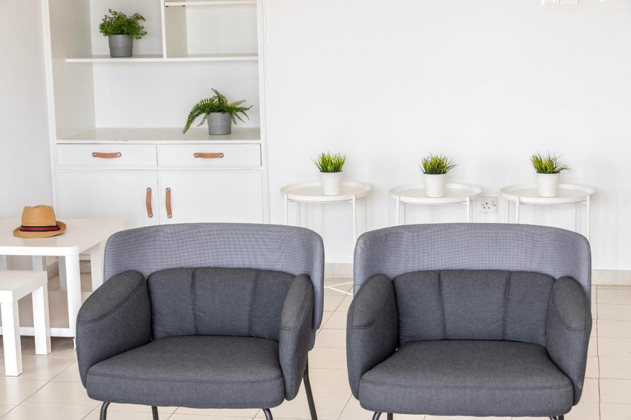 H2o Seafront Apartment