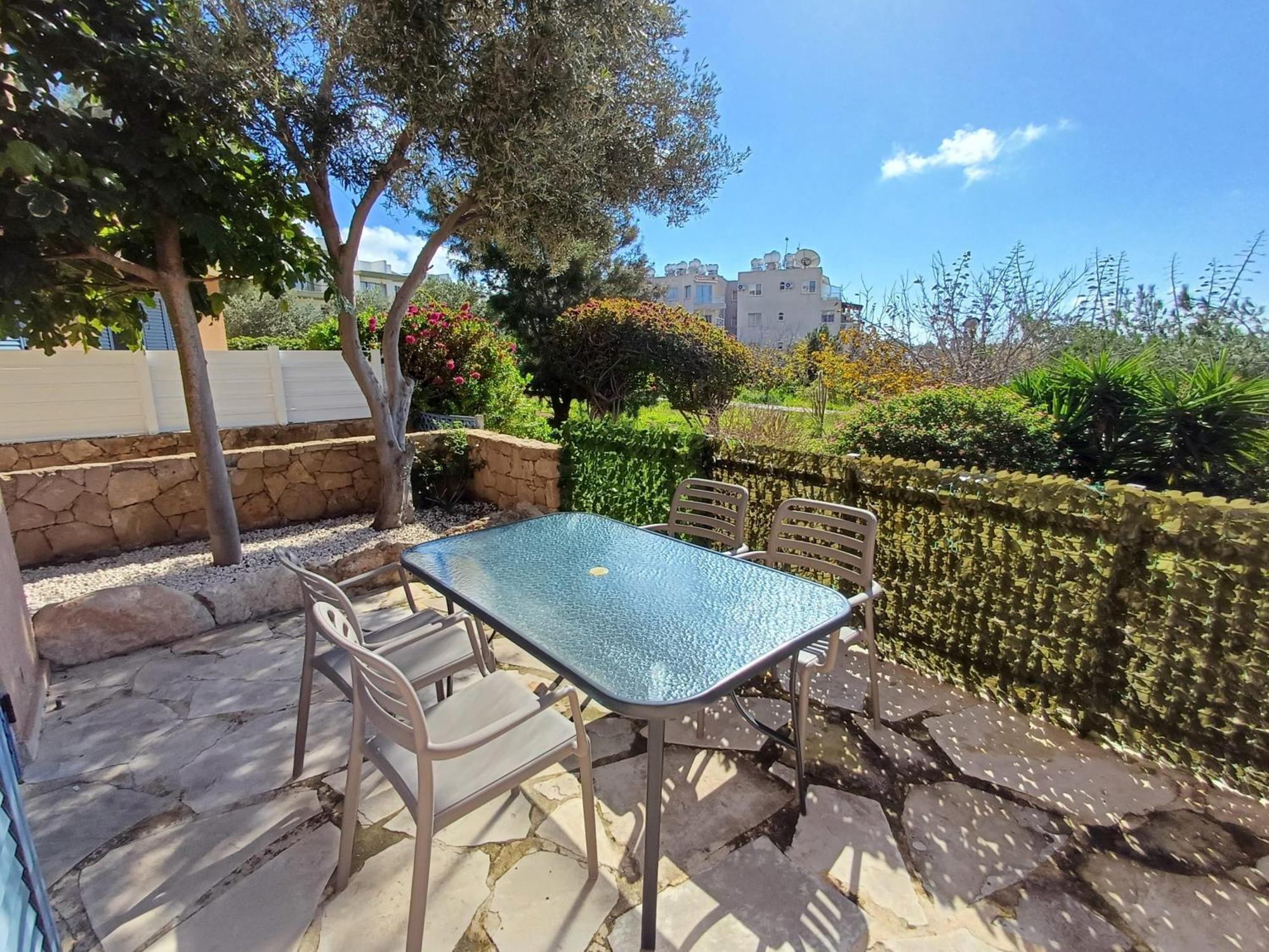 Apartment Kings Palace - Modern, Sunny 2 Bed Ground Floor With Sea Views