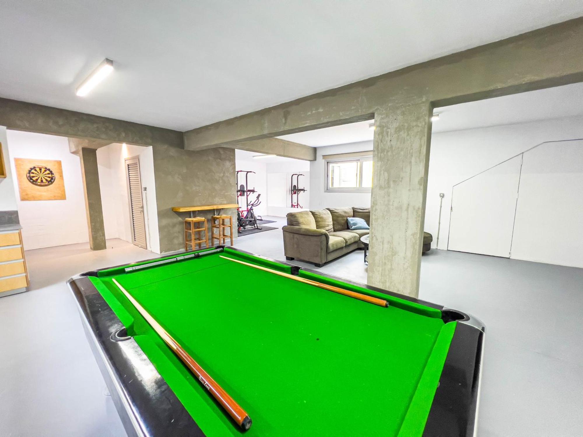 Geo Panoramic Konnos - Pool, Game Room, Gym *