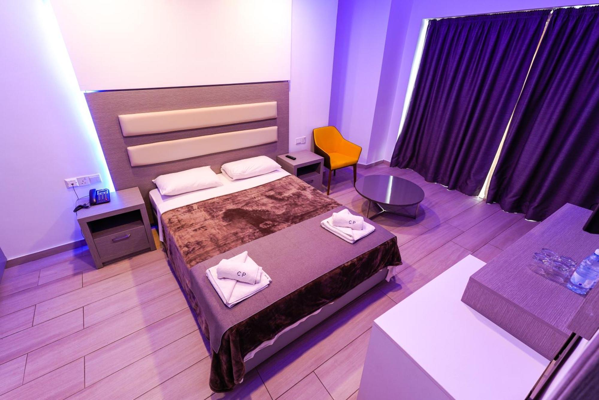 Captain Pier Hotel 3*