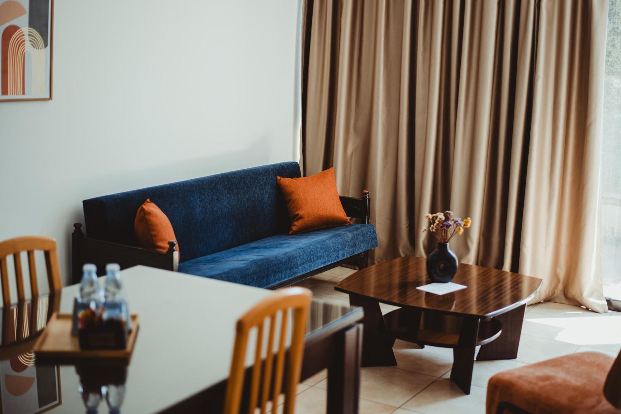 Aparthotel Ovis *