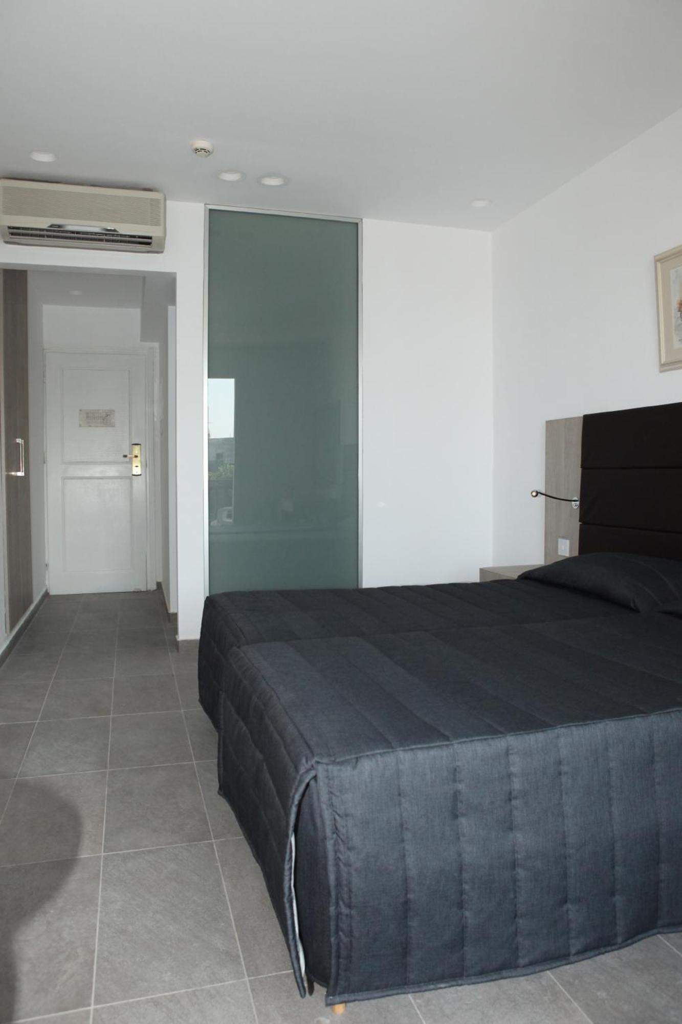 Hotel Dionysos Paphos