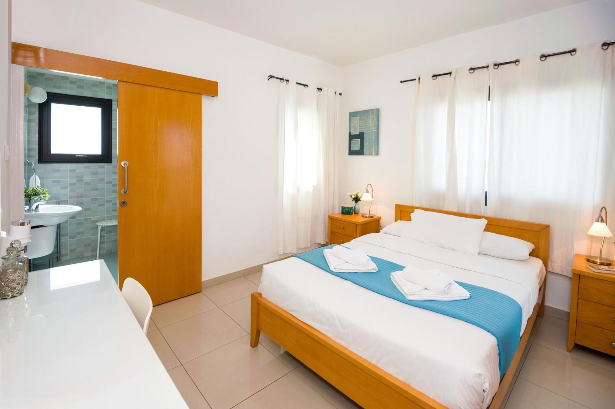 Abdera - 4bed With Private Pool *