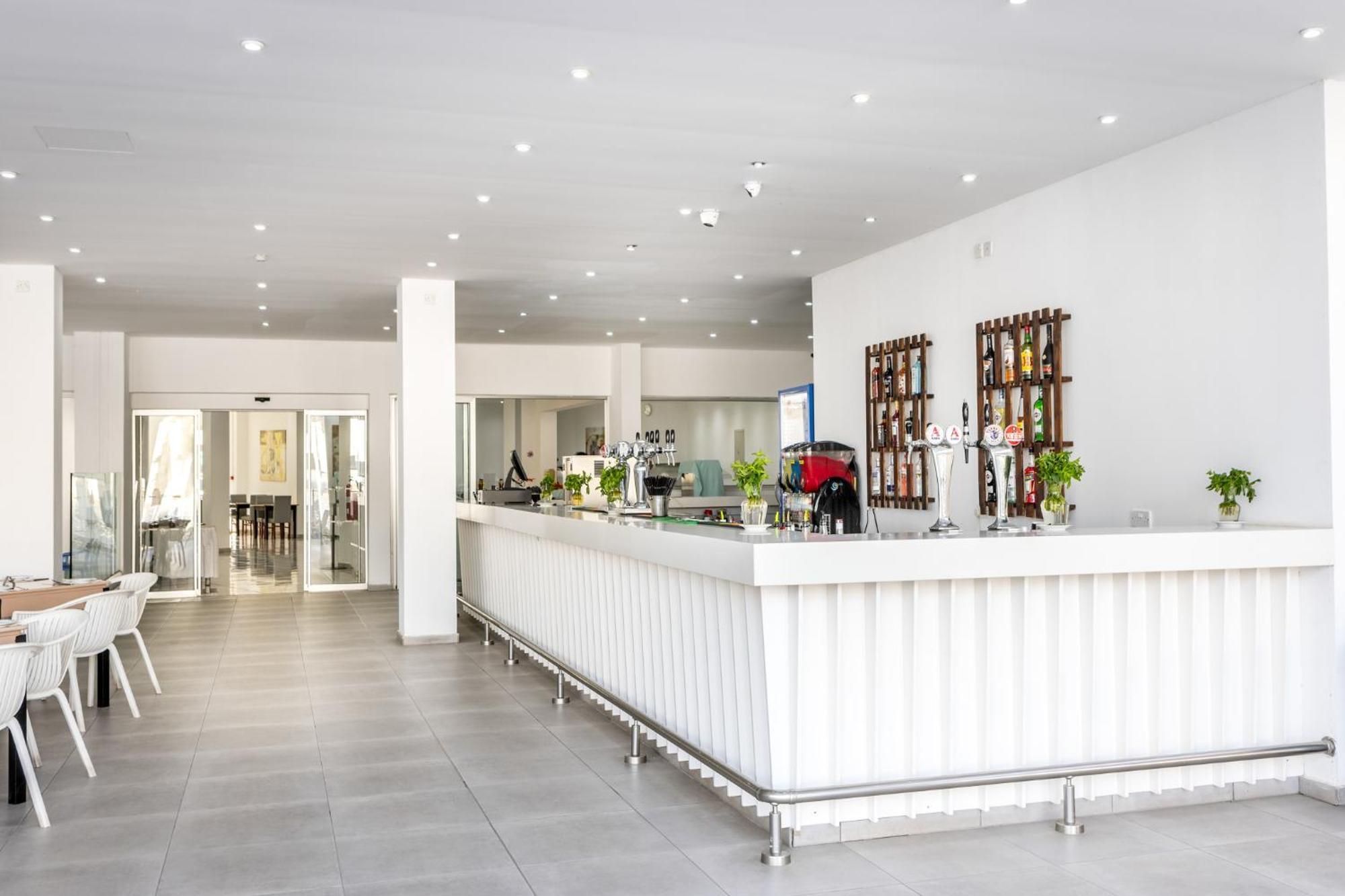 Hotel Papantonia 3*