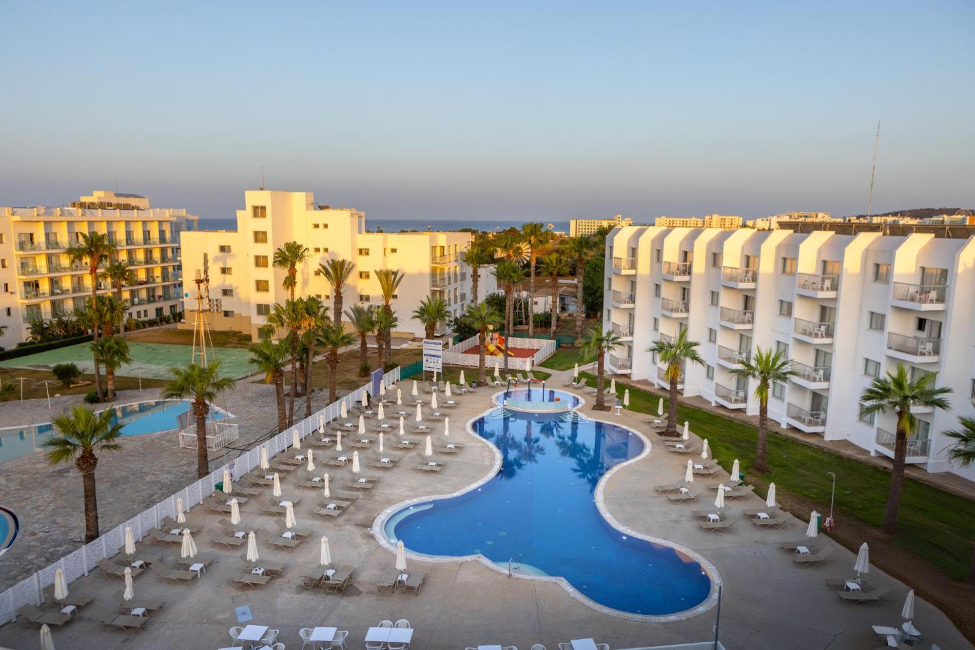 Papantonia Hotel 3*