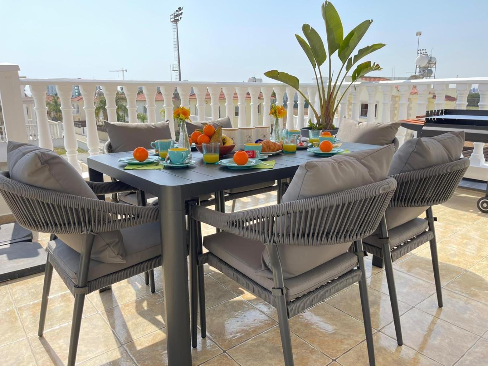 Apartment Star In Front Nissi Whit Sea View Ayia Napa