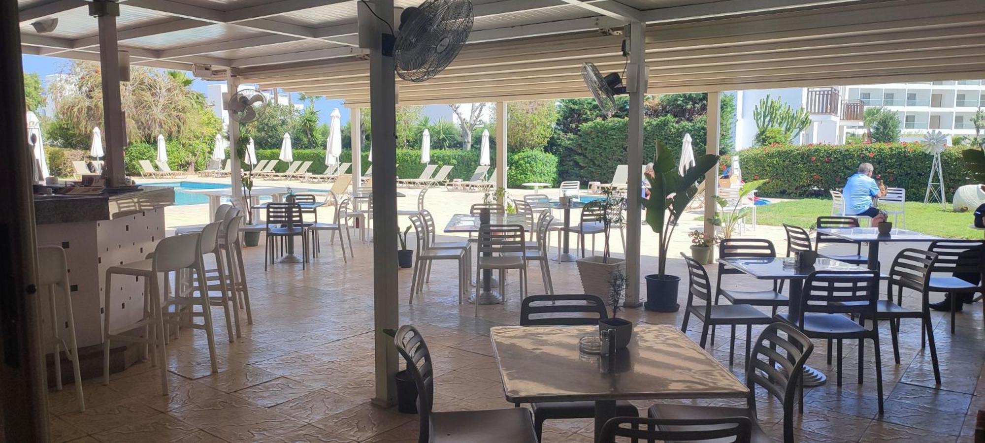Mandalena Aparthotel 3*