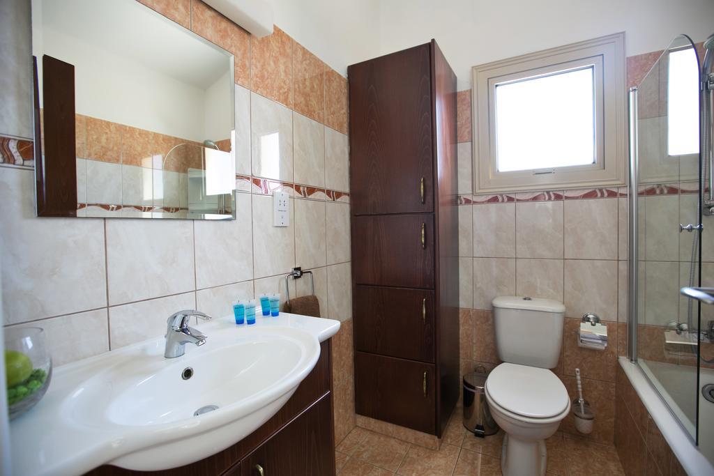 Tonia Seaview Villa Protaras