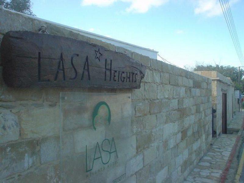 Heights * Lasa