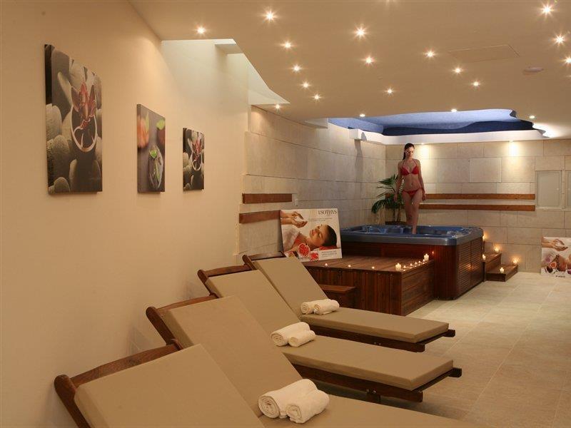 Aparthotel Aphrodite Sands 4*