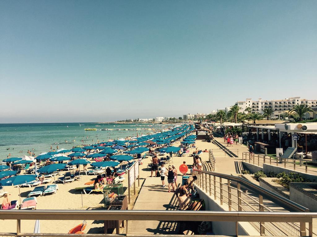 Tonia Seaview Villa