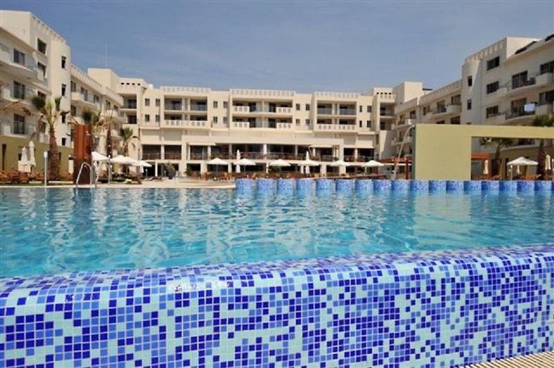 Capital Coast And 4*