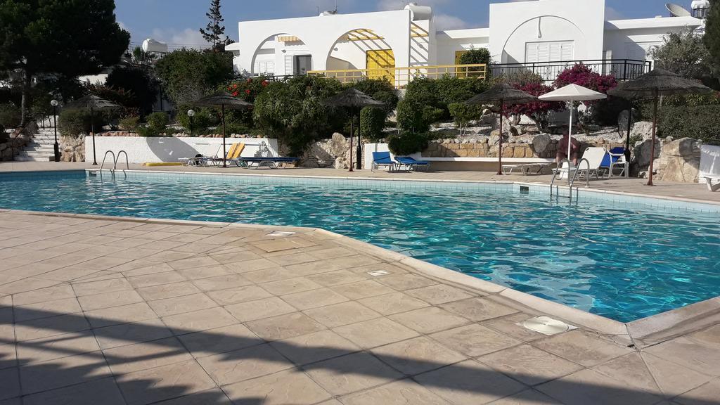 Apartment Kings Court 102 *