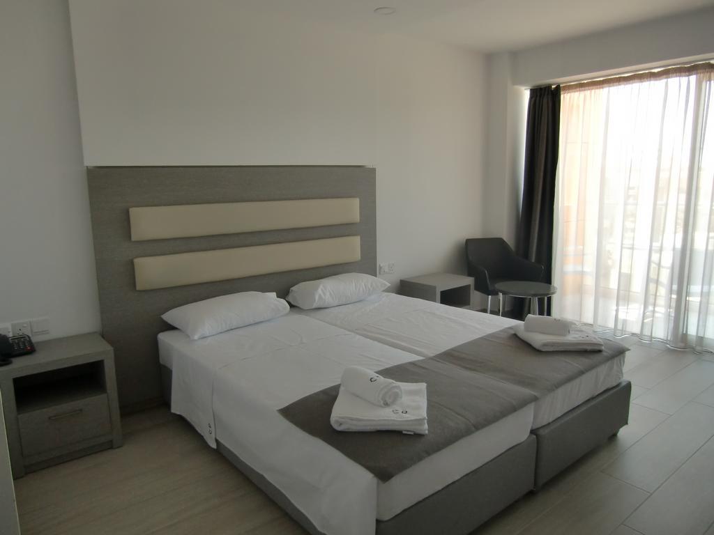 Hotel Captain Pier Protaras