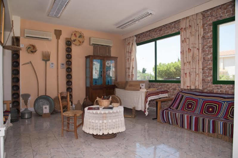 Mandalena Aparthotel Protaras