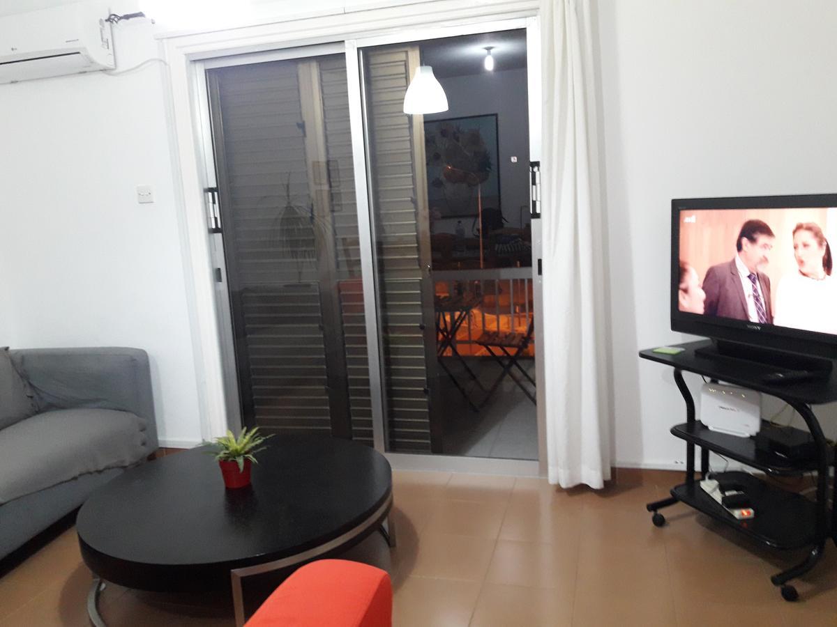 Kings Court 102 Apartment