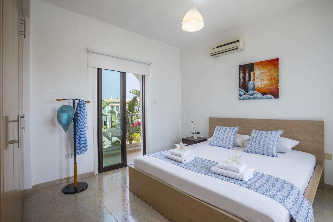 Villa Konnos Blue *