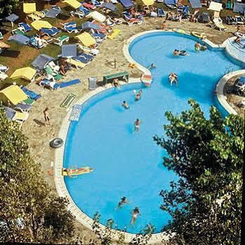 Maris Grand Waterpark Aparthotel