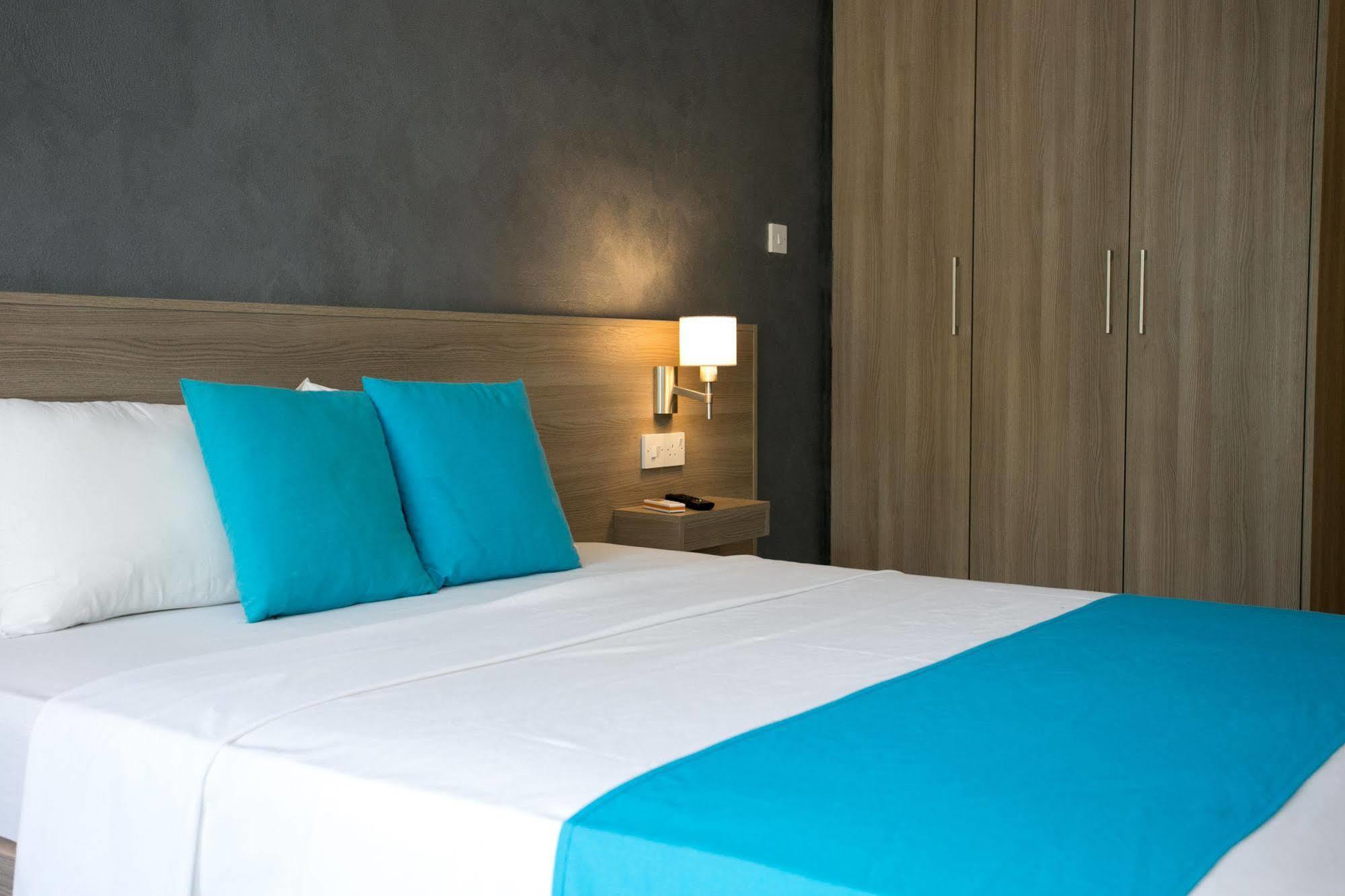 Flora Maria 3* Agia Napa