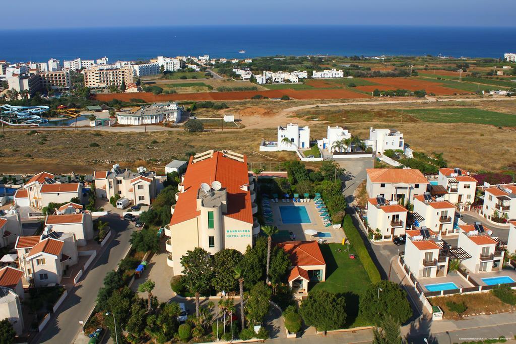 Mandalena 3*