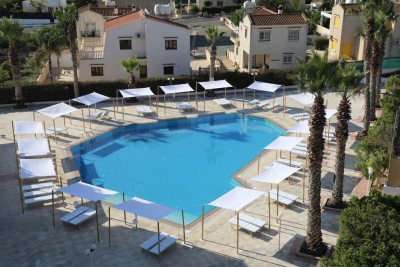 Hotel Toxotis Pernera
