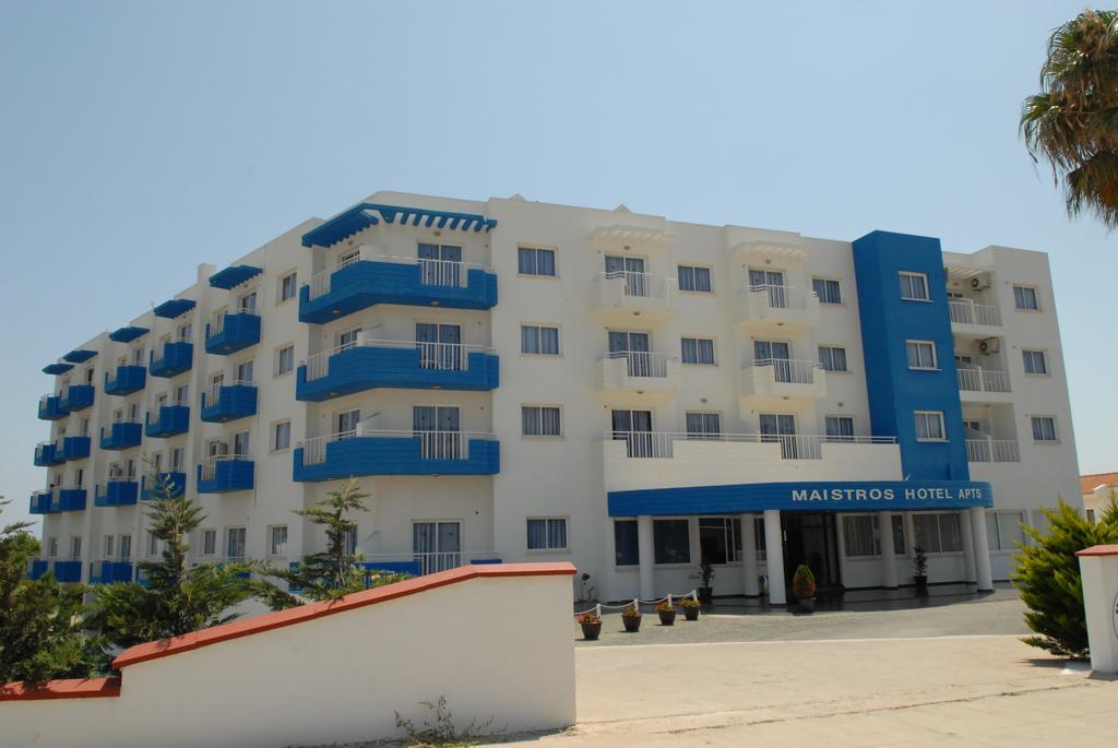 Aparthotel Maistros 2*