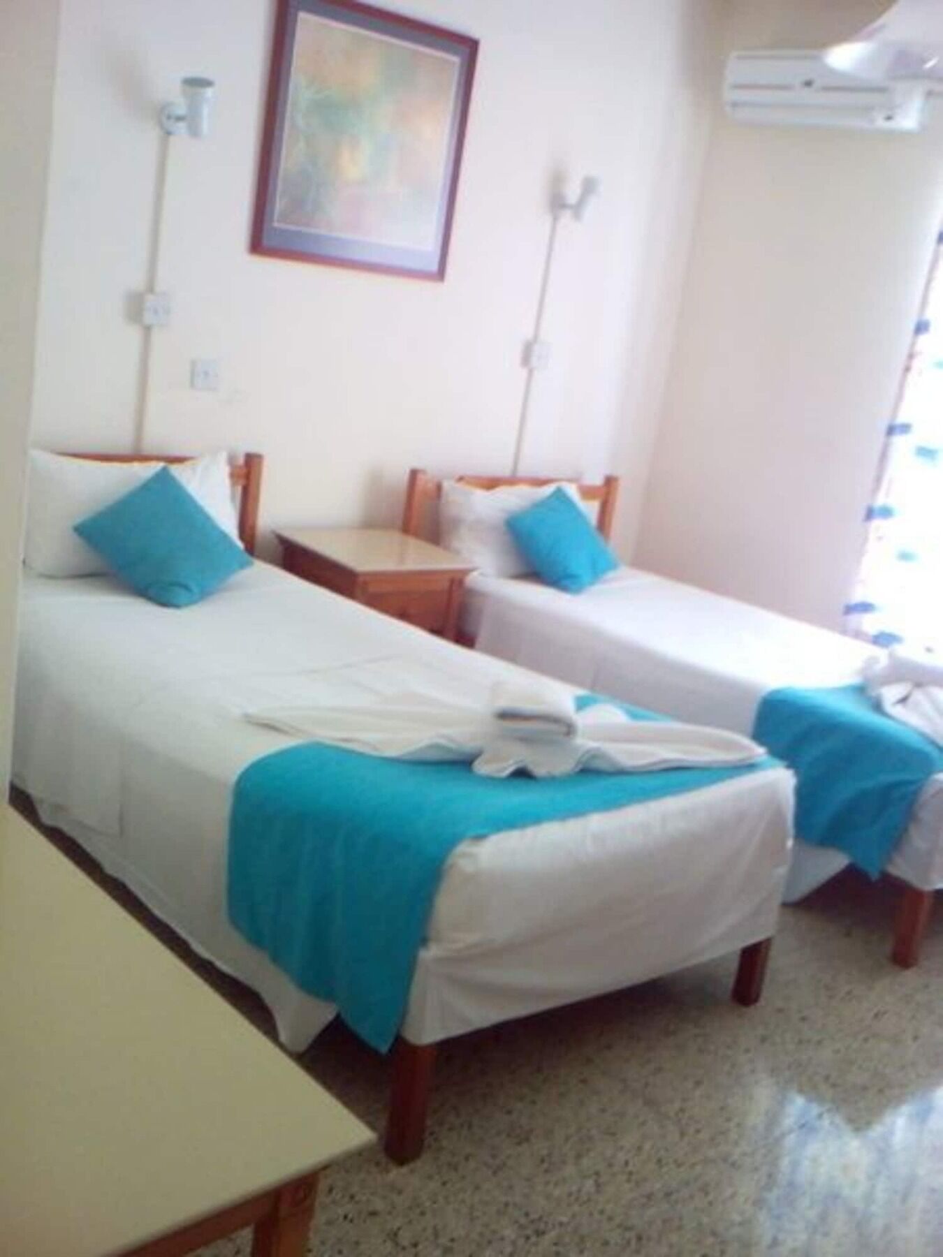Flora Maria Aparthotel 3*