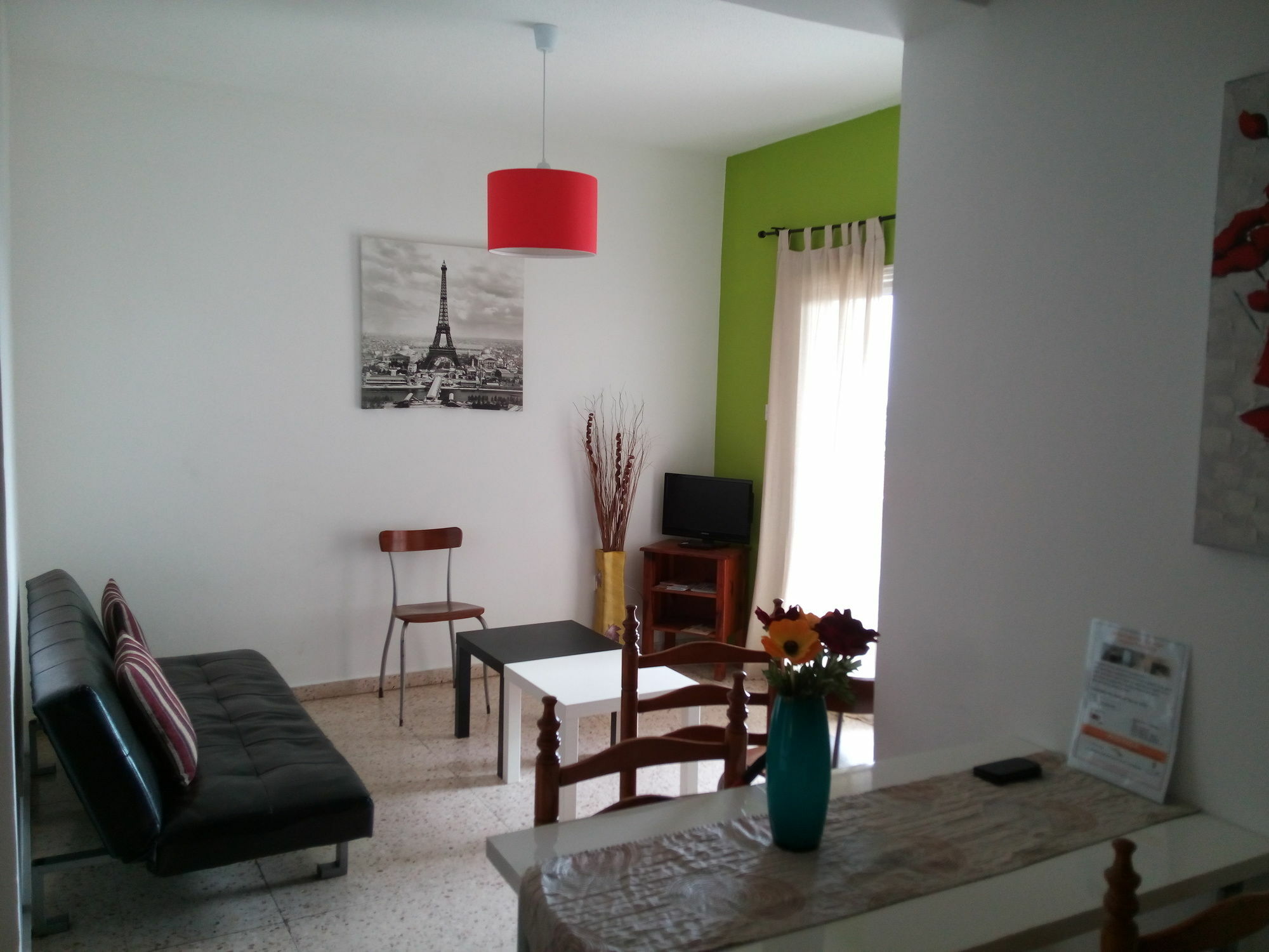 Elenapa Holiday Apartamento