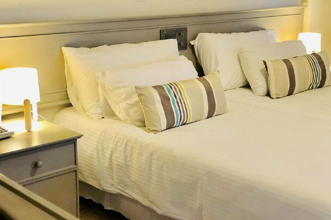 Hotel Toxotis Pernera