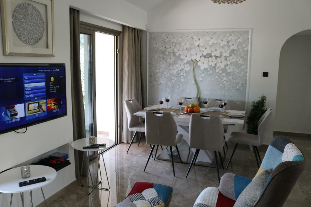 Villa Yulya By Taimoura Paphos