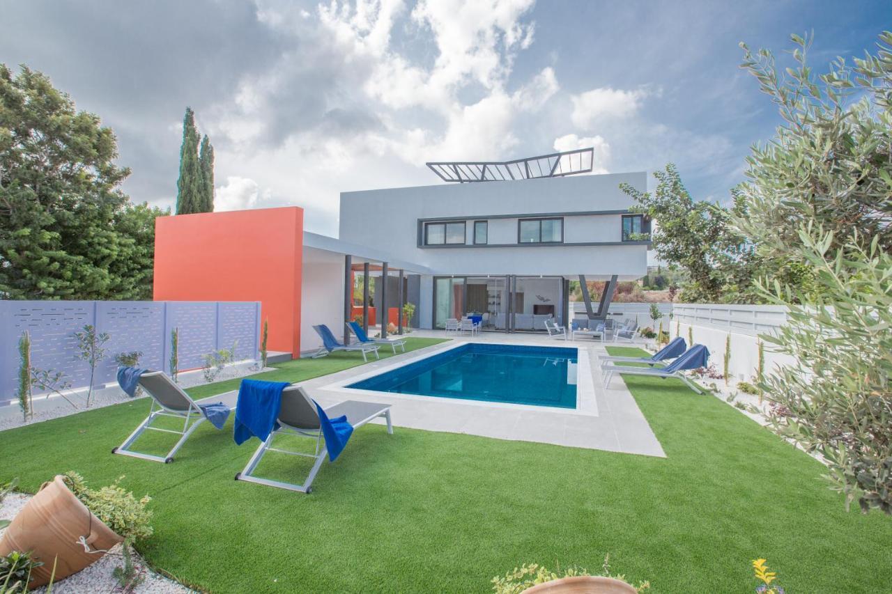 Colour Residences *